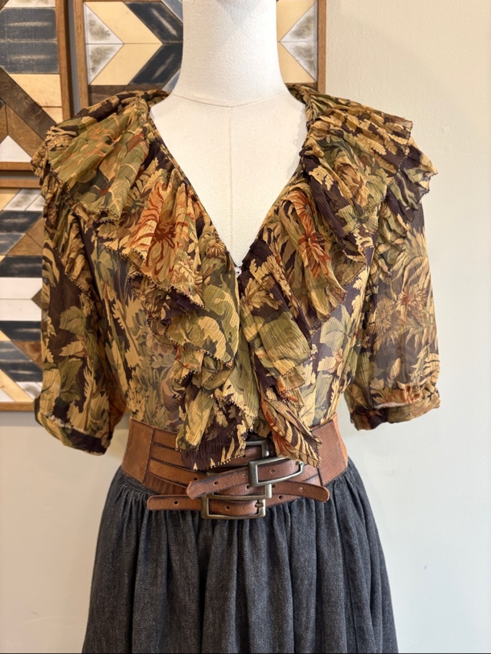 Vintage Ralph Lauren Silk Floral Sheer Ruffle Blouse size 10 - Picture 3 of 13